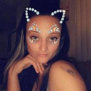 Meet your Posher, Stacy